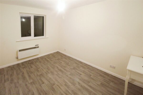 Greenslade Road, Barking, Essex, IG11 9XF
