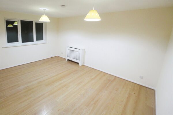 Greenslade Road, Barking, Essex, IG11 9XF