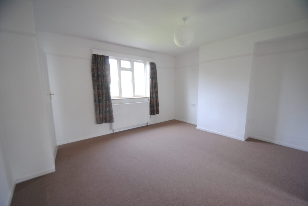 Crescent Road, Dagenham, Essex, RM10 7HU