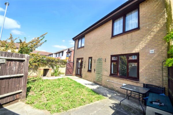 Joyners Close, Dagenham, Essex, RM9 5AL