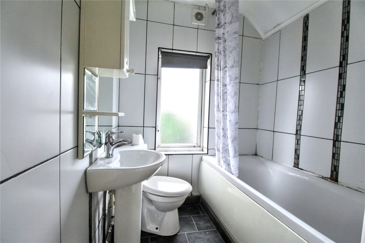 Sterry Road, Dagenham, Essex, RM10 8NT