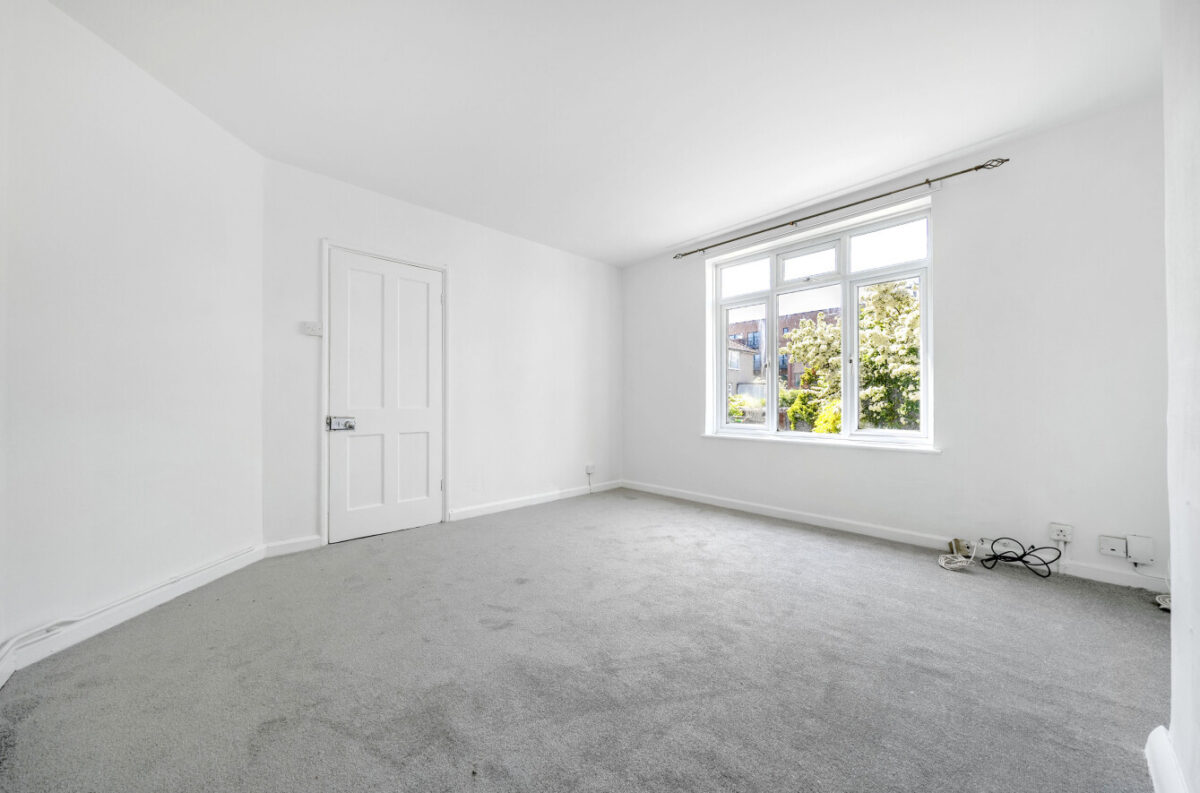 Hobart Road, Dagenham, Essex, RM9 5NH