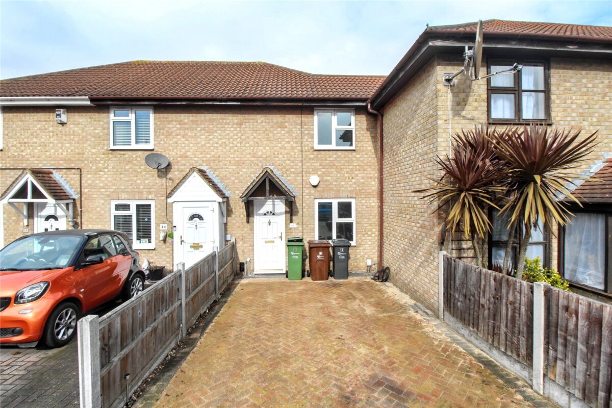 Burdetts Road, Dagenham, RM9 6XY