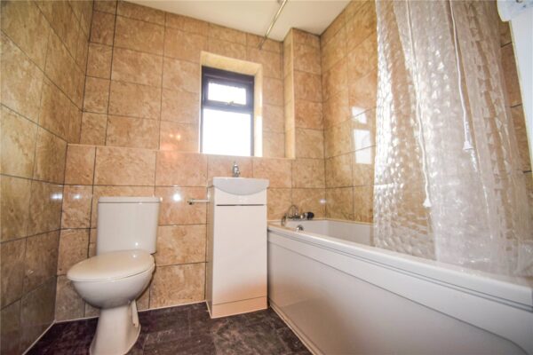 Shelley Place, Tilbury, RM18 8HP