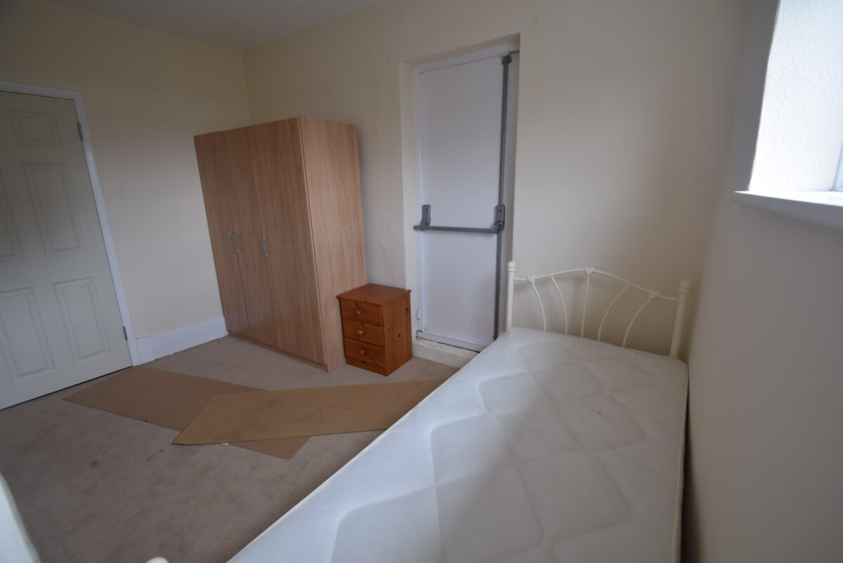 New Road, Dagenham, Essex, RM10 9ND