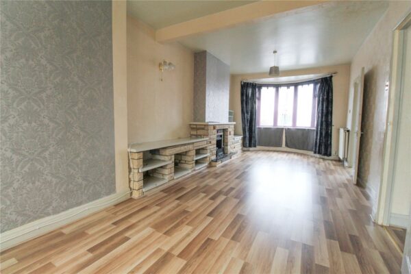 Temple Avenue, Dagenham, RM8