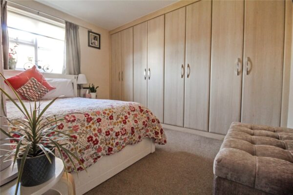 Shafter Road, Dagenham, Essex, RM10 8SE