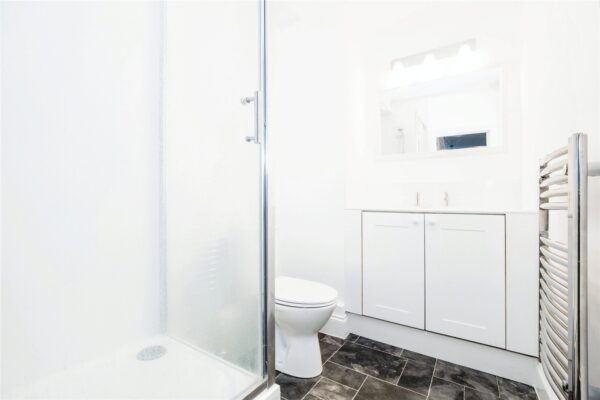 Lullington Road, Dagenham, Essex, RM9 6EH