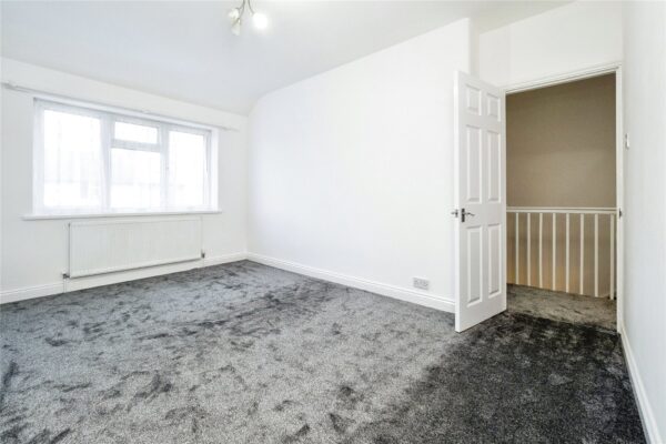 Lullington Road, Dagenham, Essex, RM9 6EH