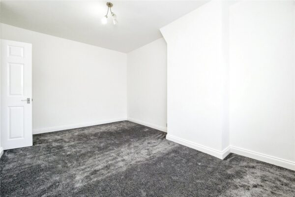 Lullington Road, Dagenham, Essex, RM9 6EH