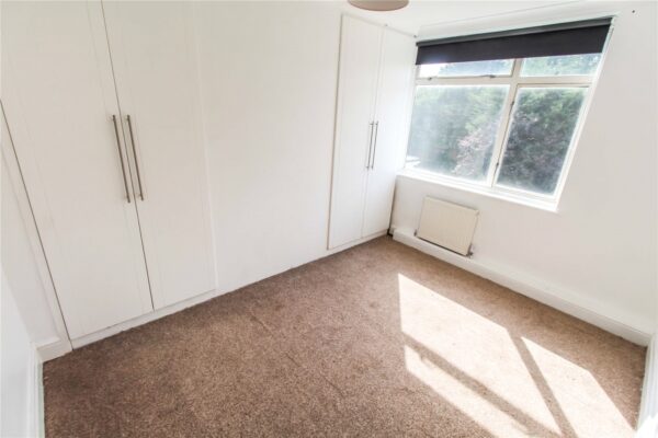 Belgrave Avenue, Gidea Park, Romford, RM2 6PU