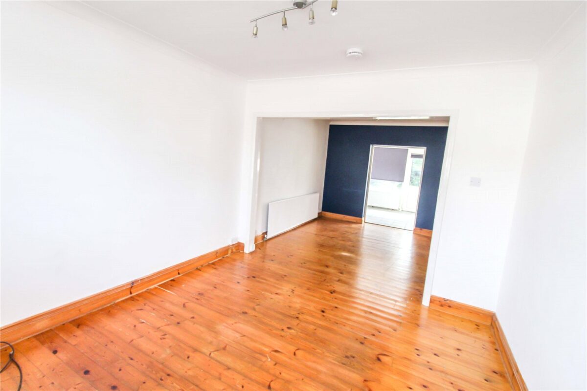 Belgrave Avenue, Gidea Park, Romford, RM2 6PU
