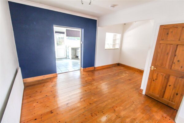 Belgrave Avenue, Gidea Park, Romford, RM2 6PU