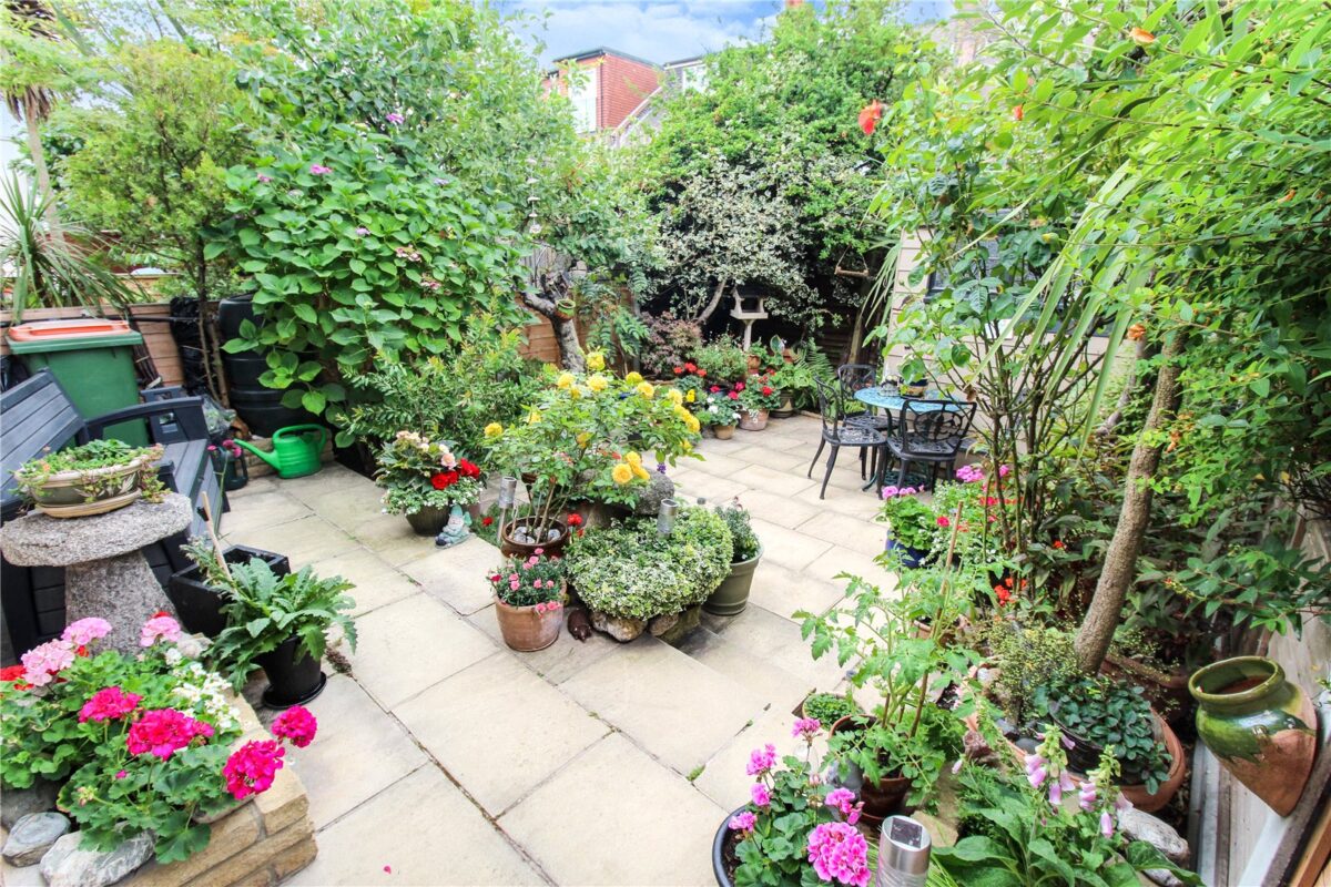 Cumberland Road, Plaistow, E13 8LR