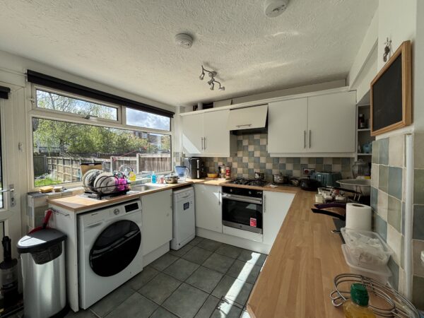 Belgrave Avenue, Romford, RM2