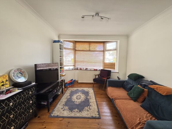 Belgrave Avenue, Romford, RM2