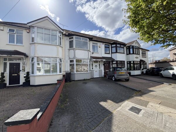 Belgrave Avenue, Romford, RM2