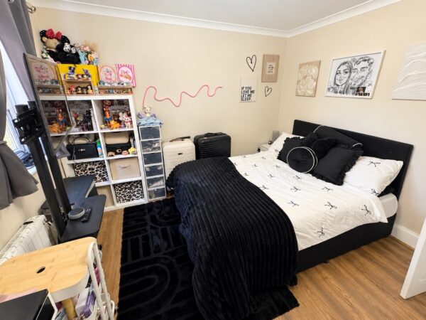 Vignoles Road, Romford, RM7