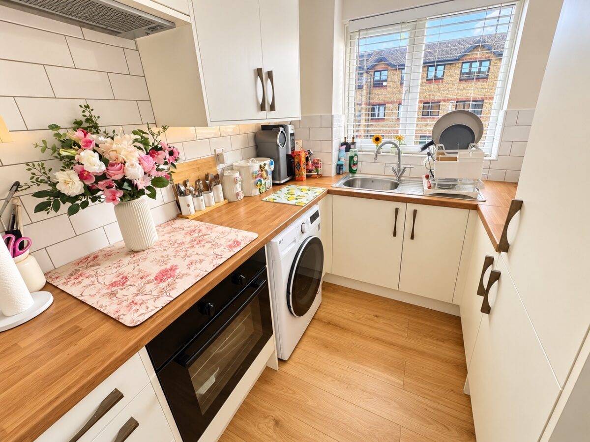 Vignoles Road, Romford, RM7