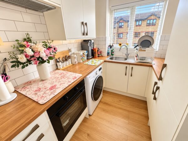 Vignoles Road, Romford, RM7