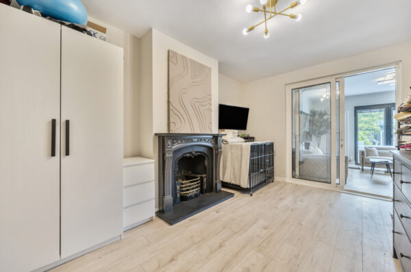 Mawney Road, Romford, RM7 8QT