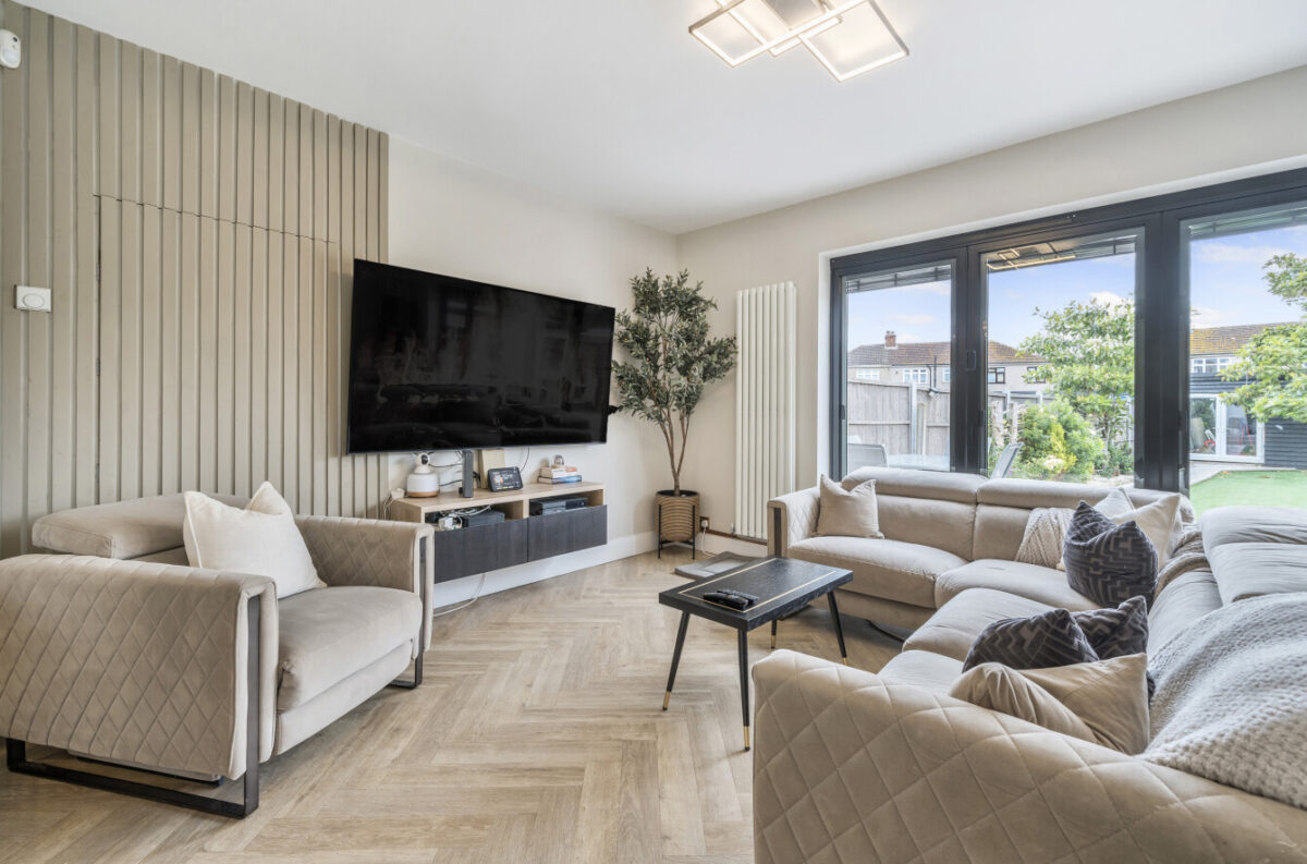 Mawney Road, Romford, RM7 8QT