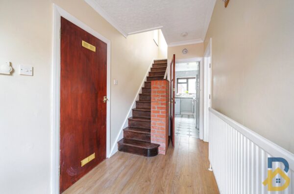 Kingshill Avenue, Romford, RM5 2SA