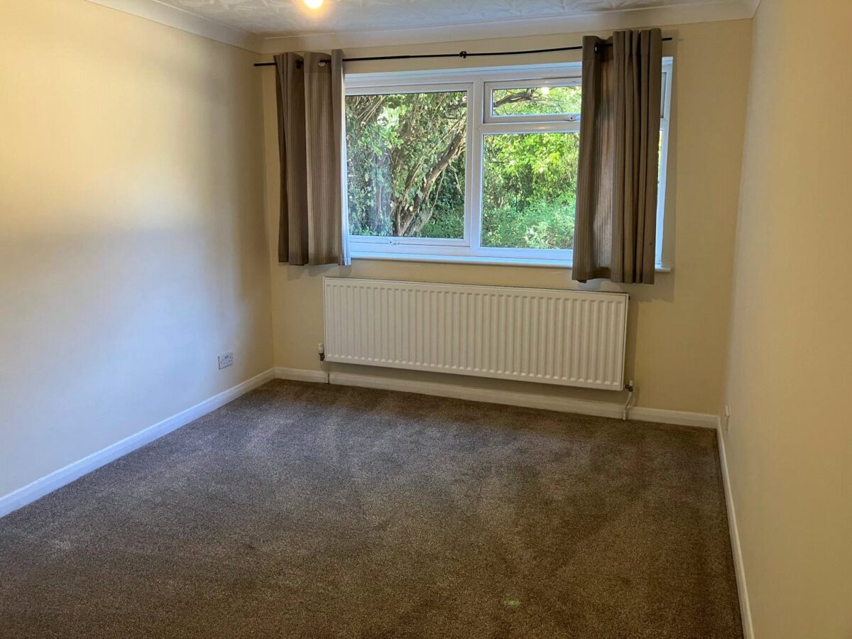 Randall Drive, Hornchurch, RM12 6QT