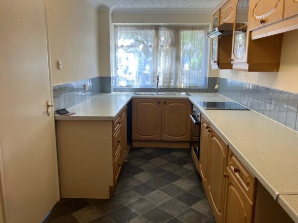 Randall Drive, Hornchurch, RM12 6QT