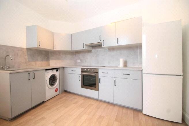 Porters Avenue, Dagenham, RM9 5YS