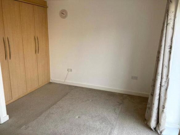 Charlock Close, Romford, RM3 0LE