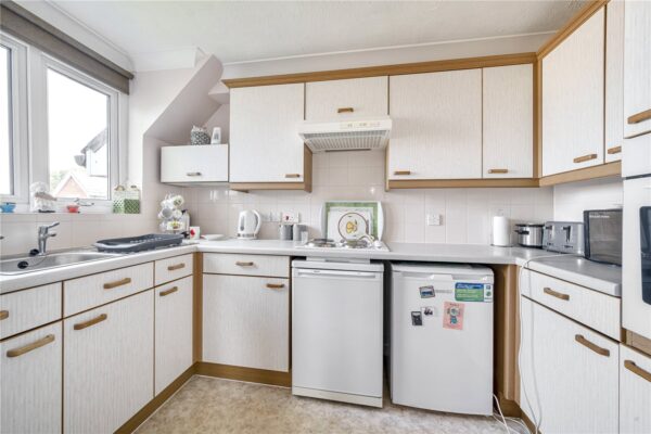 Mavis Grove, Hornchurch, RM12 6BN