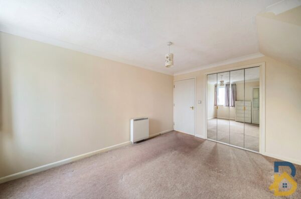 Mavis Grove, Hornchurch, RM12 6BN