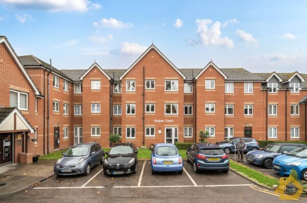 Mavis Grove, Hornchurch, RM12 6BN