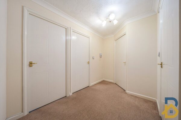 Mavis Grove, Hornchurch, RM12 6BN