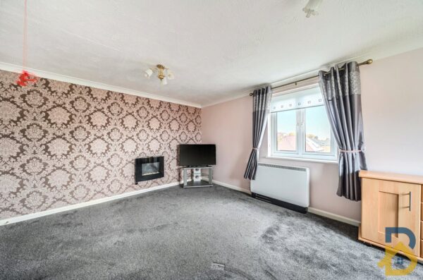 Mavis Grove, Hornchurch, RM12 6BN