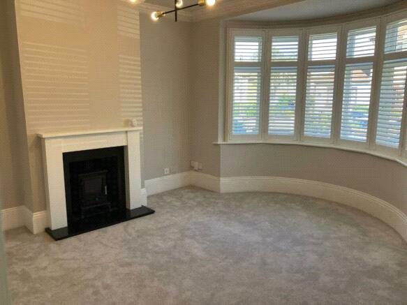 Bowden Drive, Hornchurch, RM11 3UP
