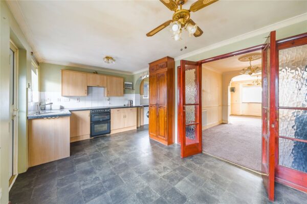 Frederick Road, Rainham, RM13 8NS