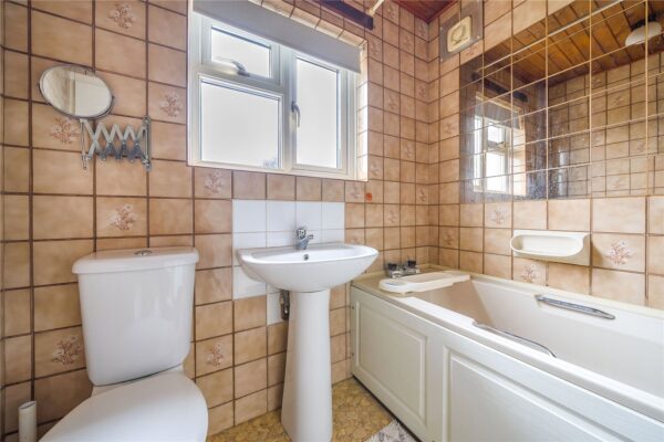Frederick Road, Rainham, RM13 8NS