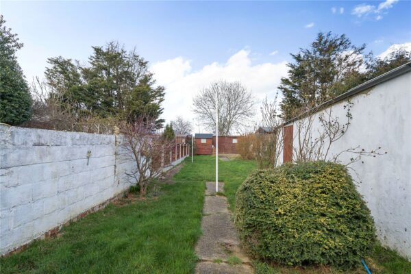 Frederick Road, Rainham, RM13 8NS