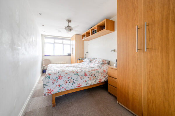 Ashwood Avenue, Rainham, RM13 9AS