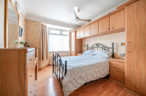 Ashwood Avenue, Rainham, RM13 9AS