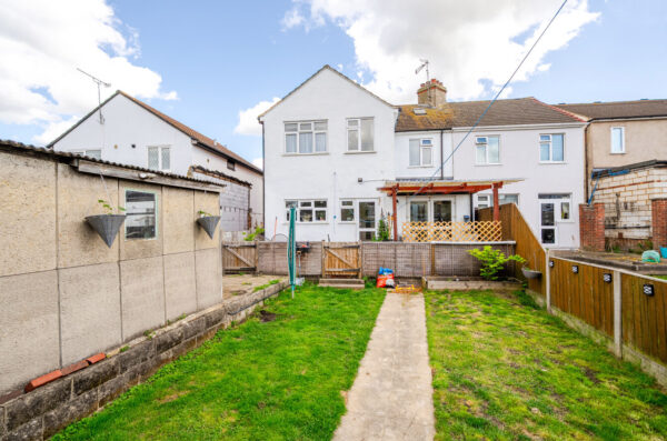 Ashwood Avenue, Rainham, RM13 9AS