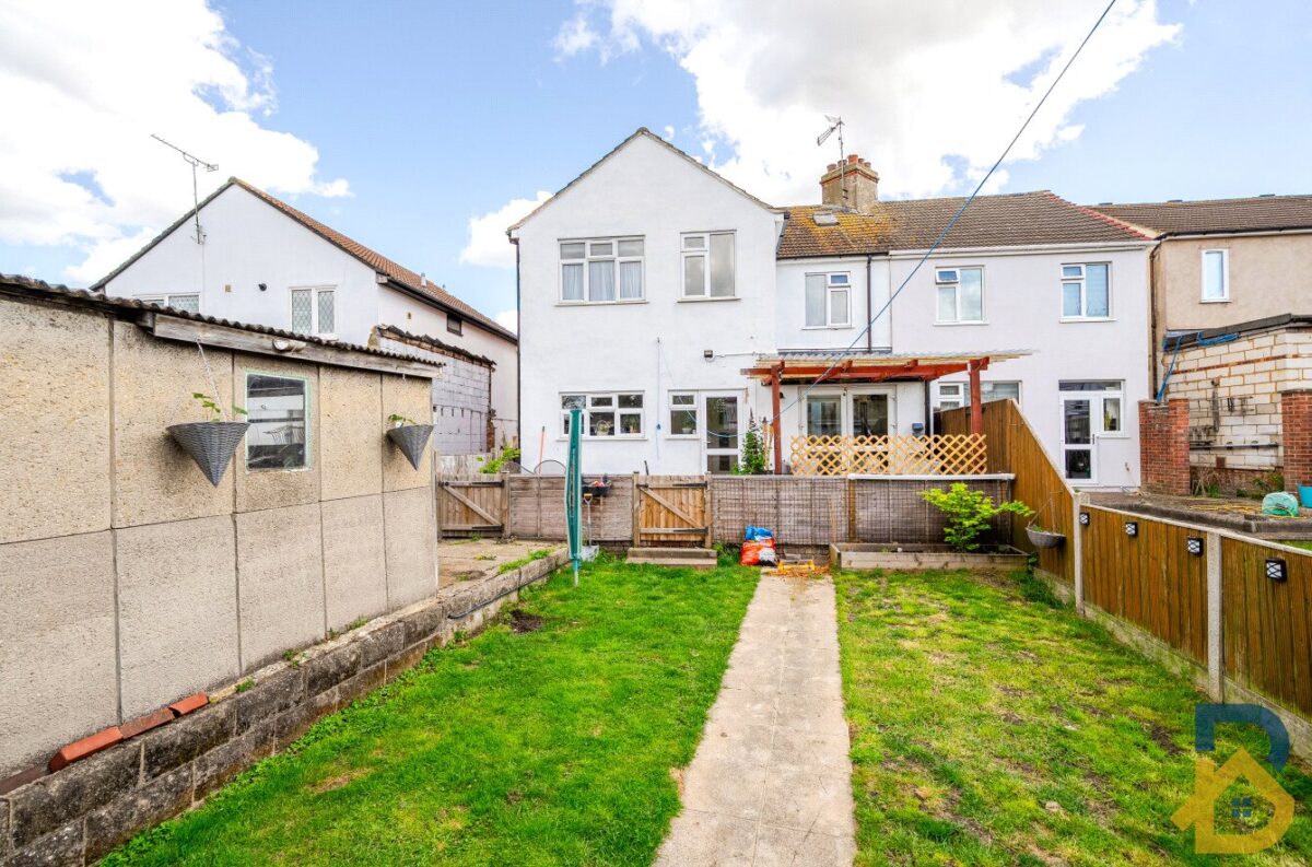 Ashwood Avenue, Rainham, RM13 9AS