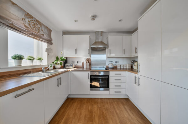 Harlequin Close, Barking, IG11 0FX
