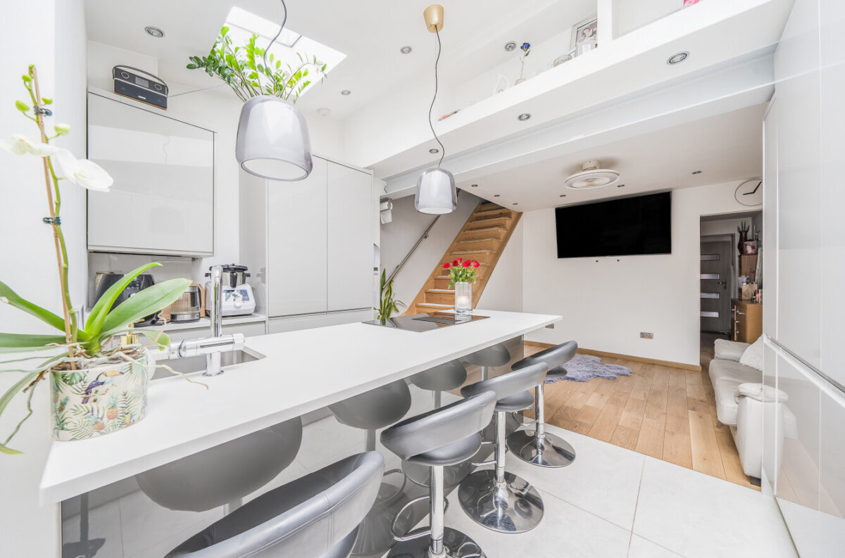 Elm Park Avenue, Hornchurch, RM12 4SW