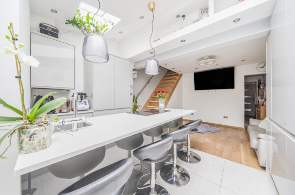 Elm Park Avenue, Hornchurch, RM12 4SW