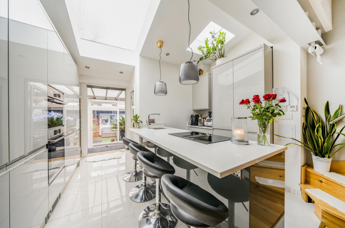 Elm Park Avenue, Hornchurch, RM12 4SW