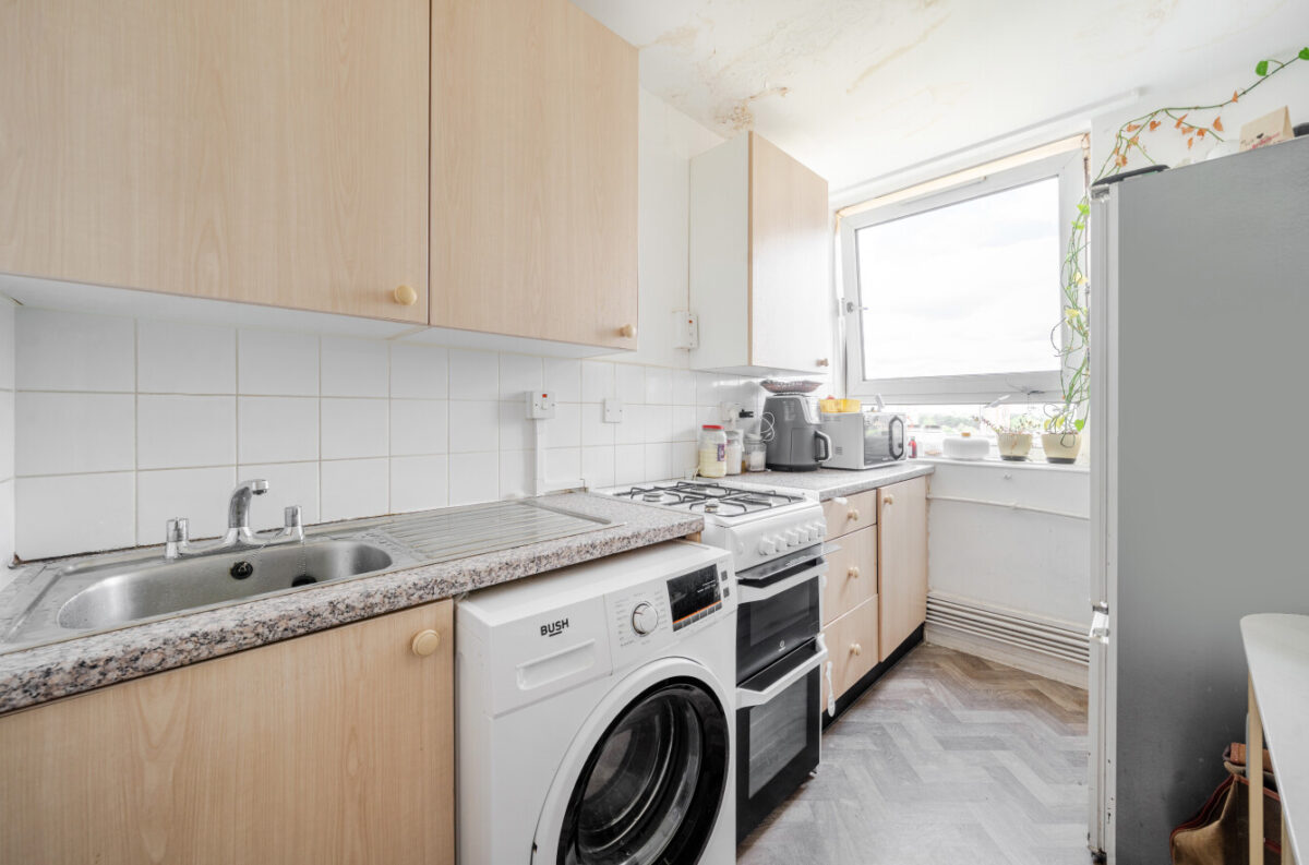 Victoria Road, London, E13 0AH