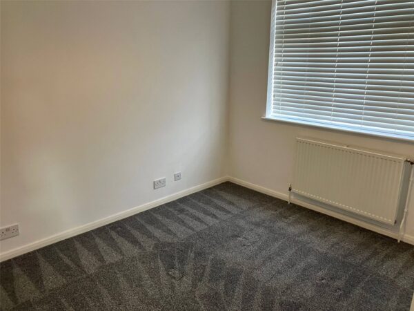 Woodfield Way, Hornchurch, RM12 4JA